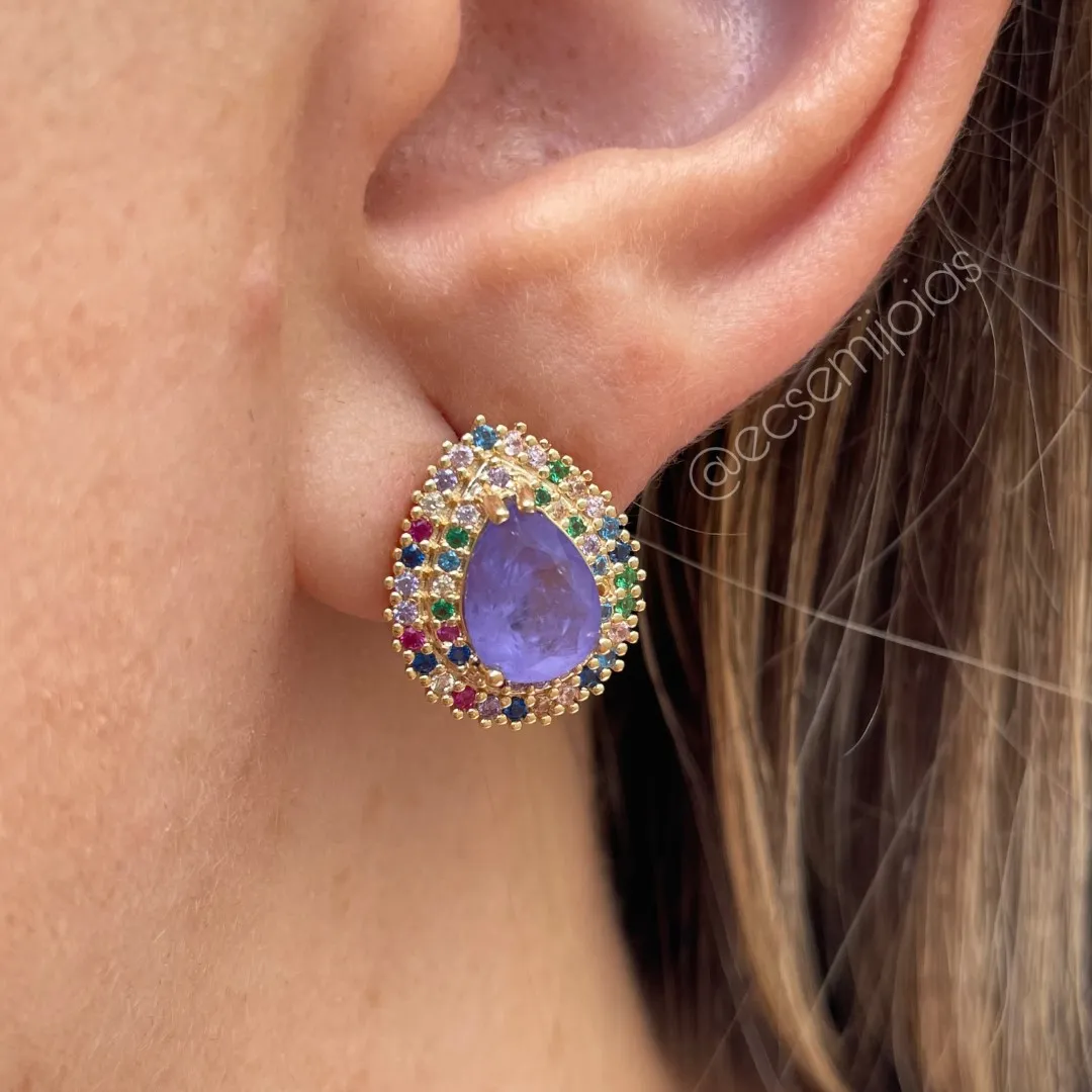Conjunto de brinco e colar de gota de pedra fusion cravejado colorido em volta - banhado a ouro 18k