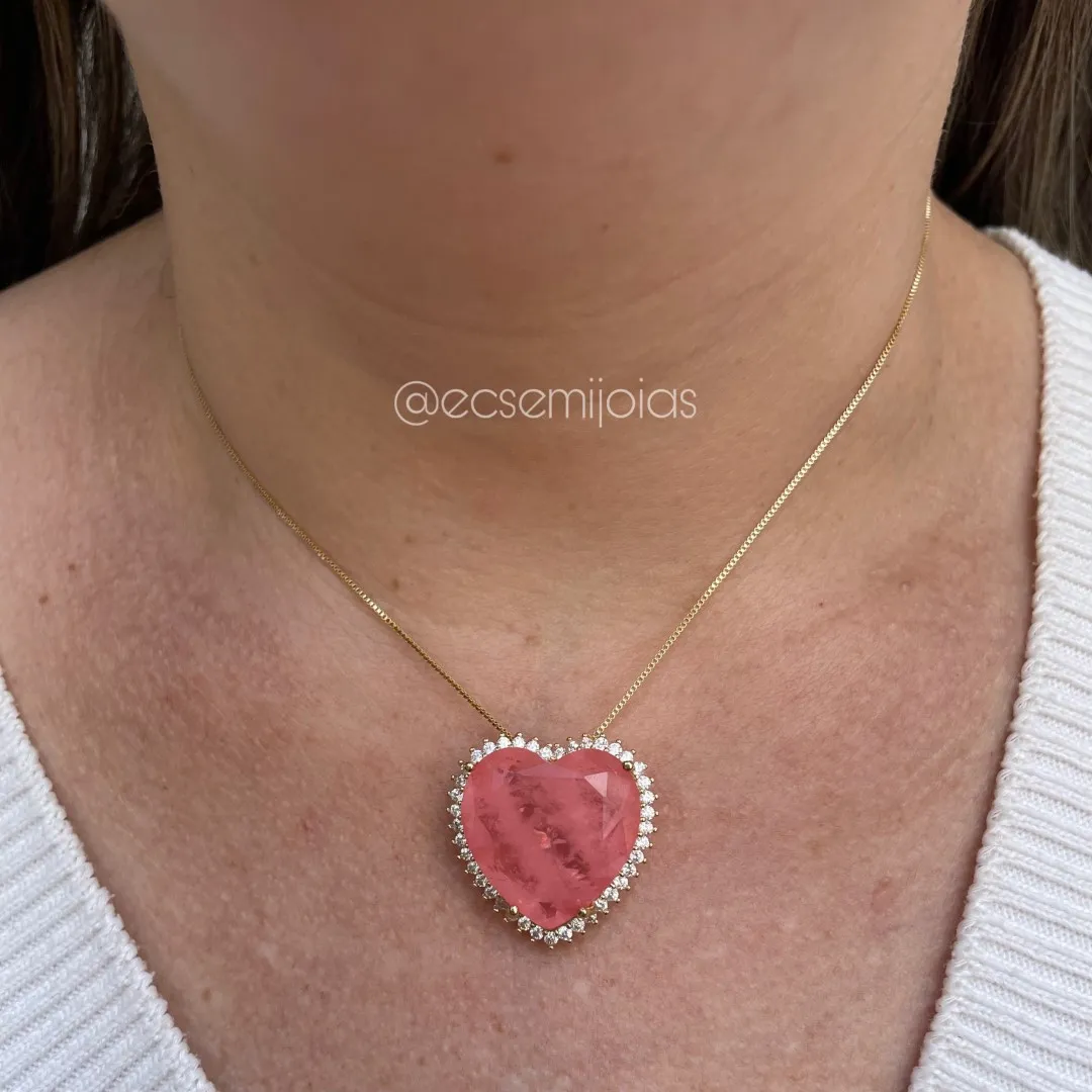 Conjunto de brinco e colar de coração de pedra fusion cravejado em volta - banhado a ouro 18k