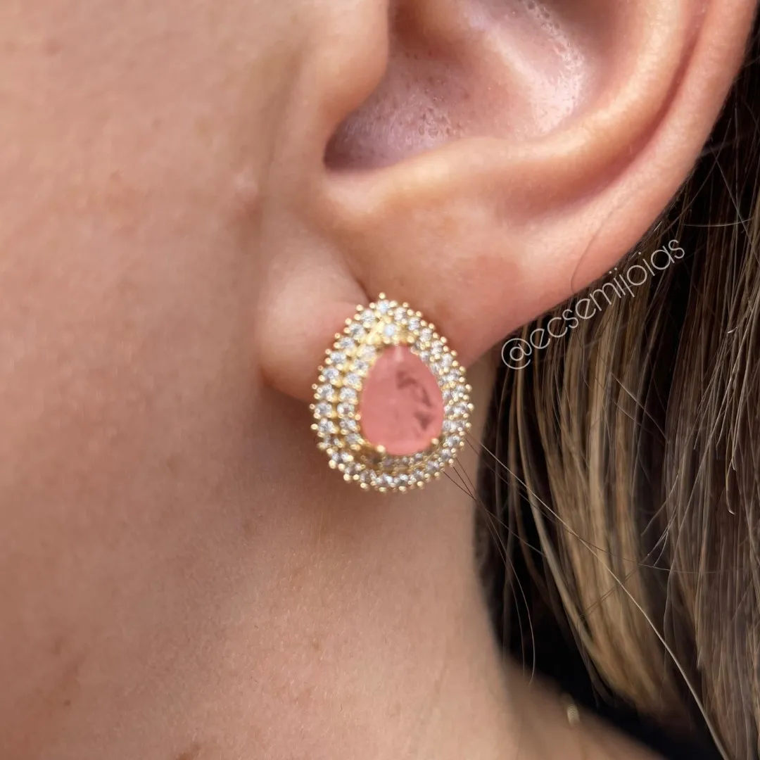 Conjunto de brinco e colar de gota de pedra fusion cravejado em volta - banhado a ouro 18k