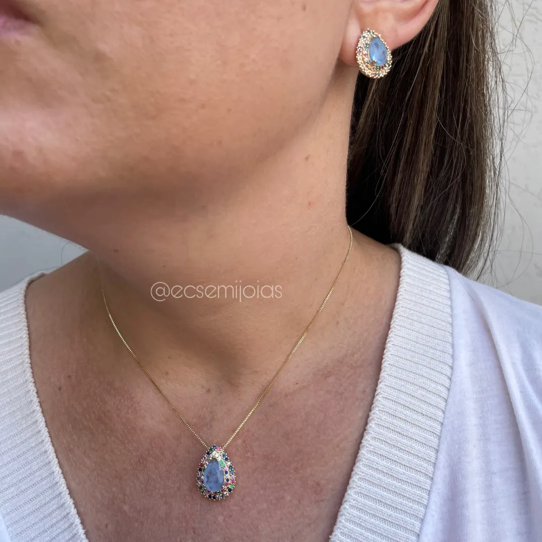Conjunto de brinco e colar de gota de pedra fusion cravejado colorido em volta - banhado a ouro 18k