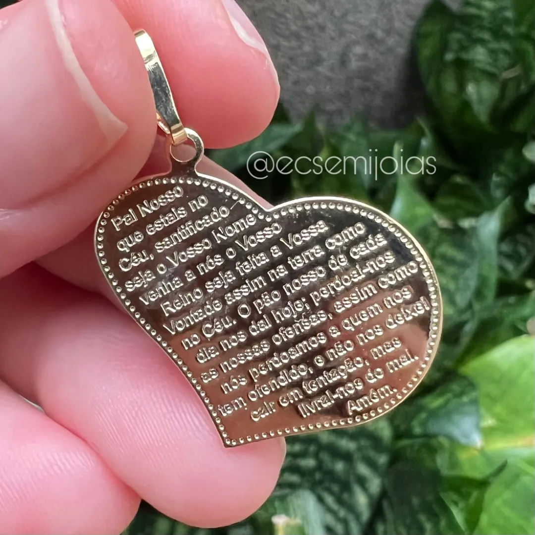 Pingente chapa de coração com PAI NOSSO 2,5cm - banhado a ouro 18k