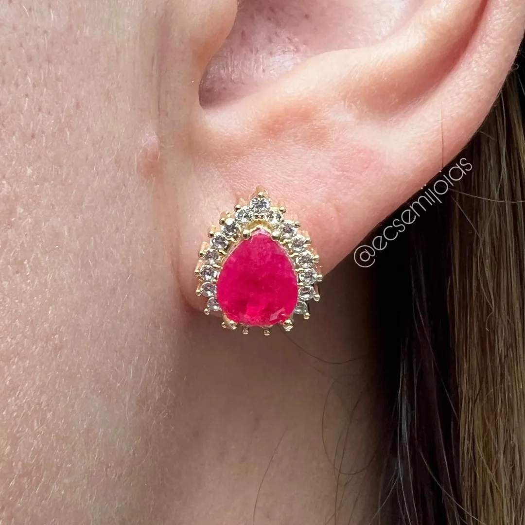 Brinco pedra gota 7x9mm fusion no centro cravejado em volta - G - banhado a ouro 18k