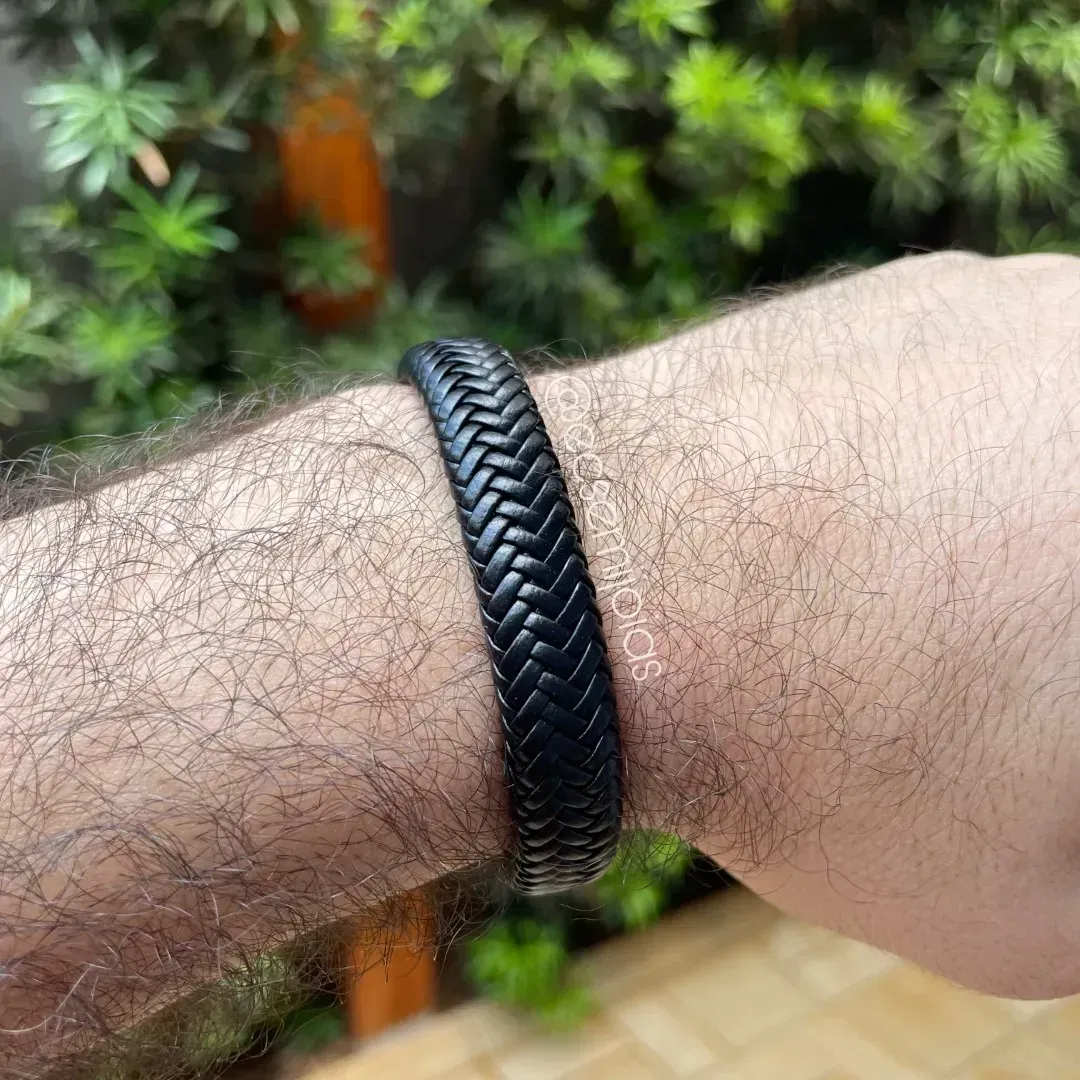 Pulseira masculina de corino trançado menor e fecho de encaixe de aço - aço