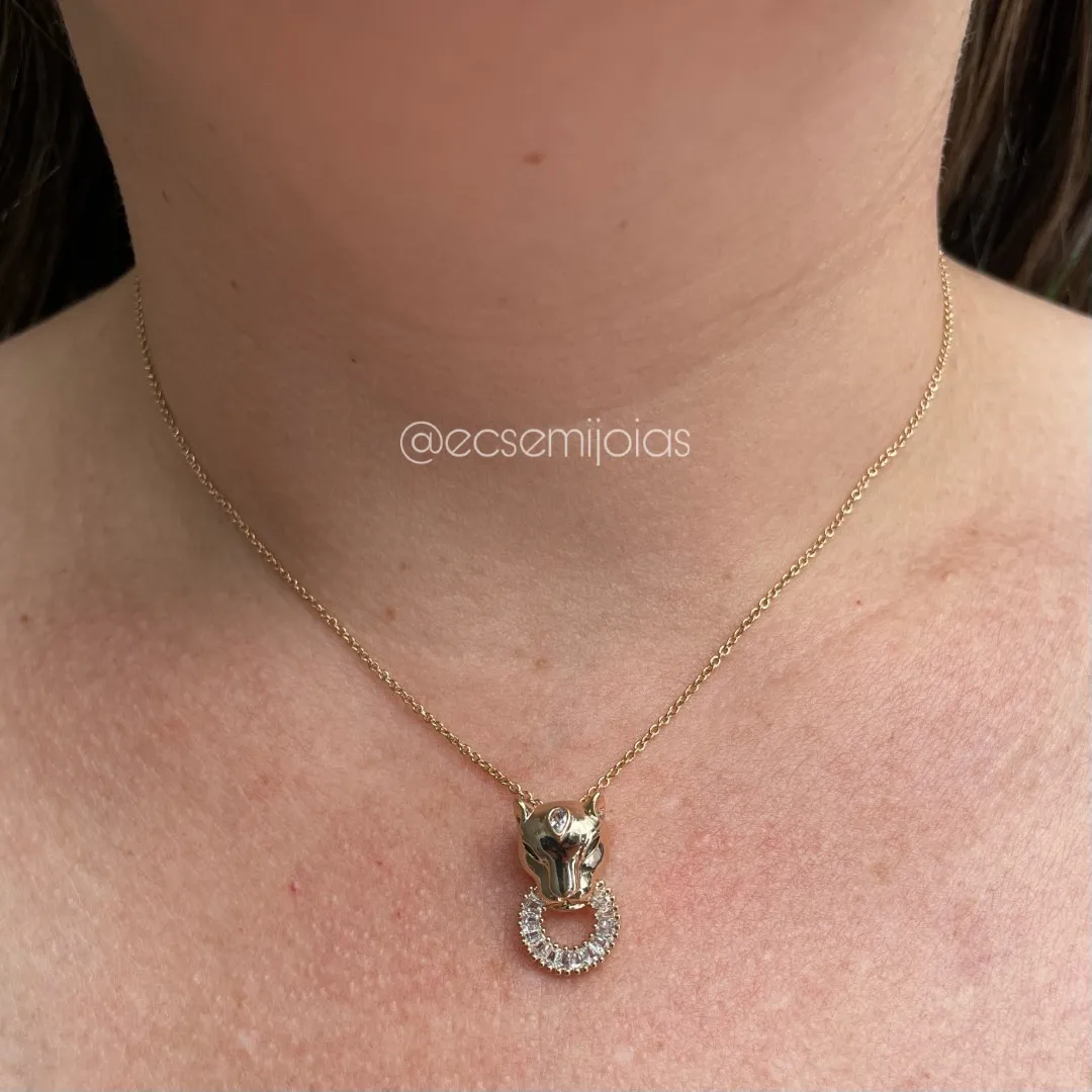 Conjunto de brinco e colar com cabeça de pantera com zircônias baguetes - 40cm + extensor - banhado a ouro 18k