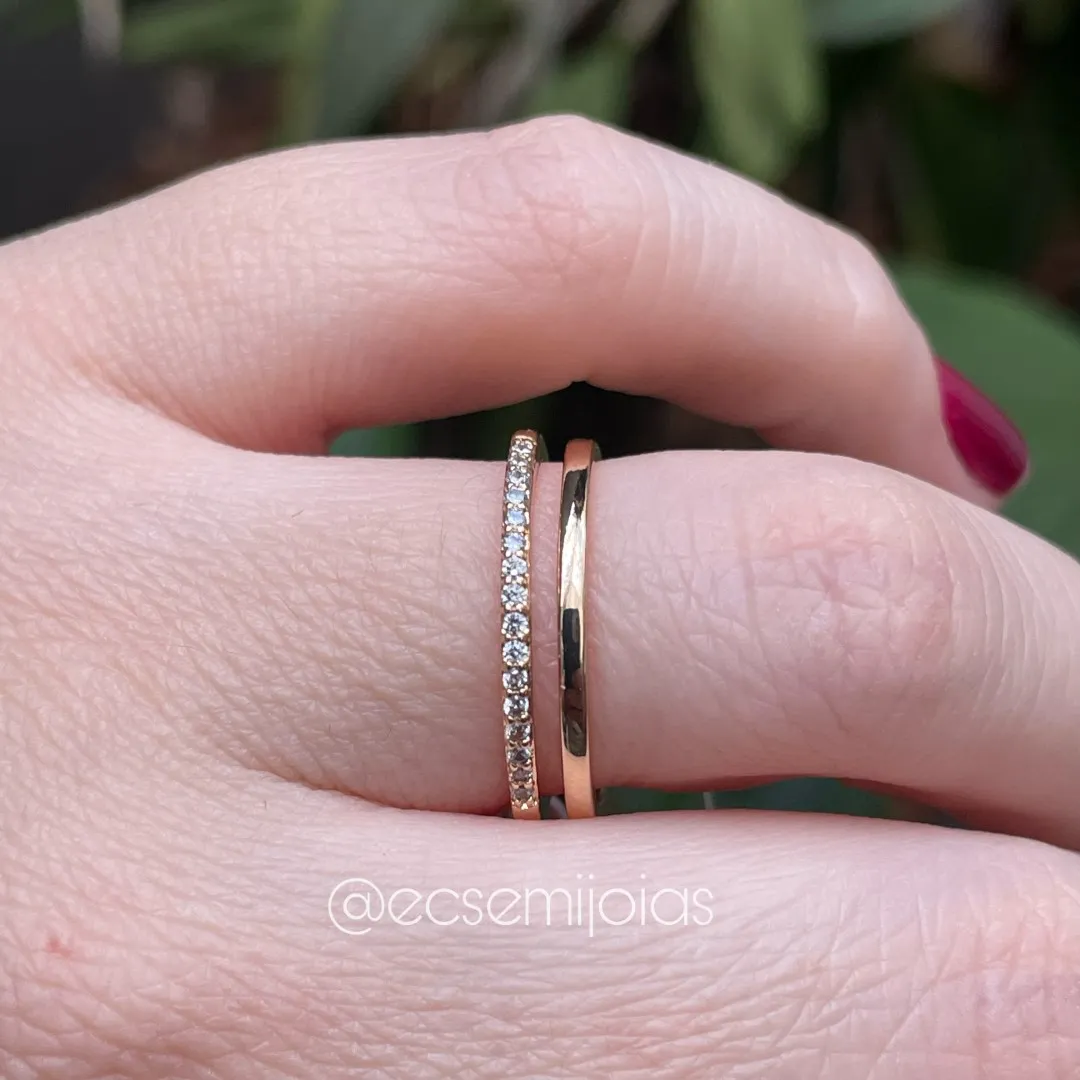 Anel aro duplo com 1 cravejado e 1 liso  - banhado a ouro 18k