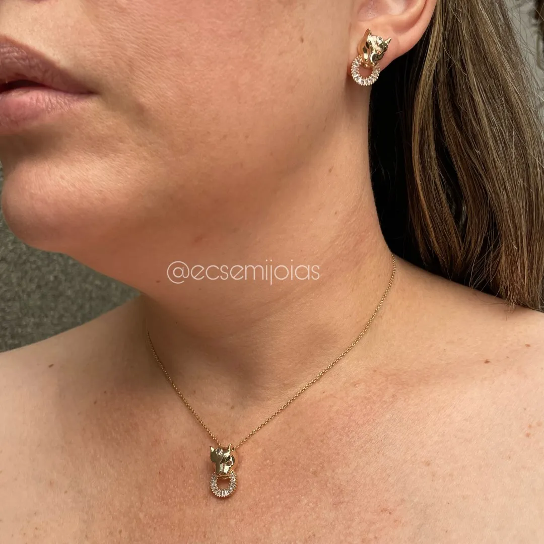 Conjunto de brinco e colar com cabeça de pantera com zircônias baguetes - 40cm + extensor - banhado a ouro 18k
