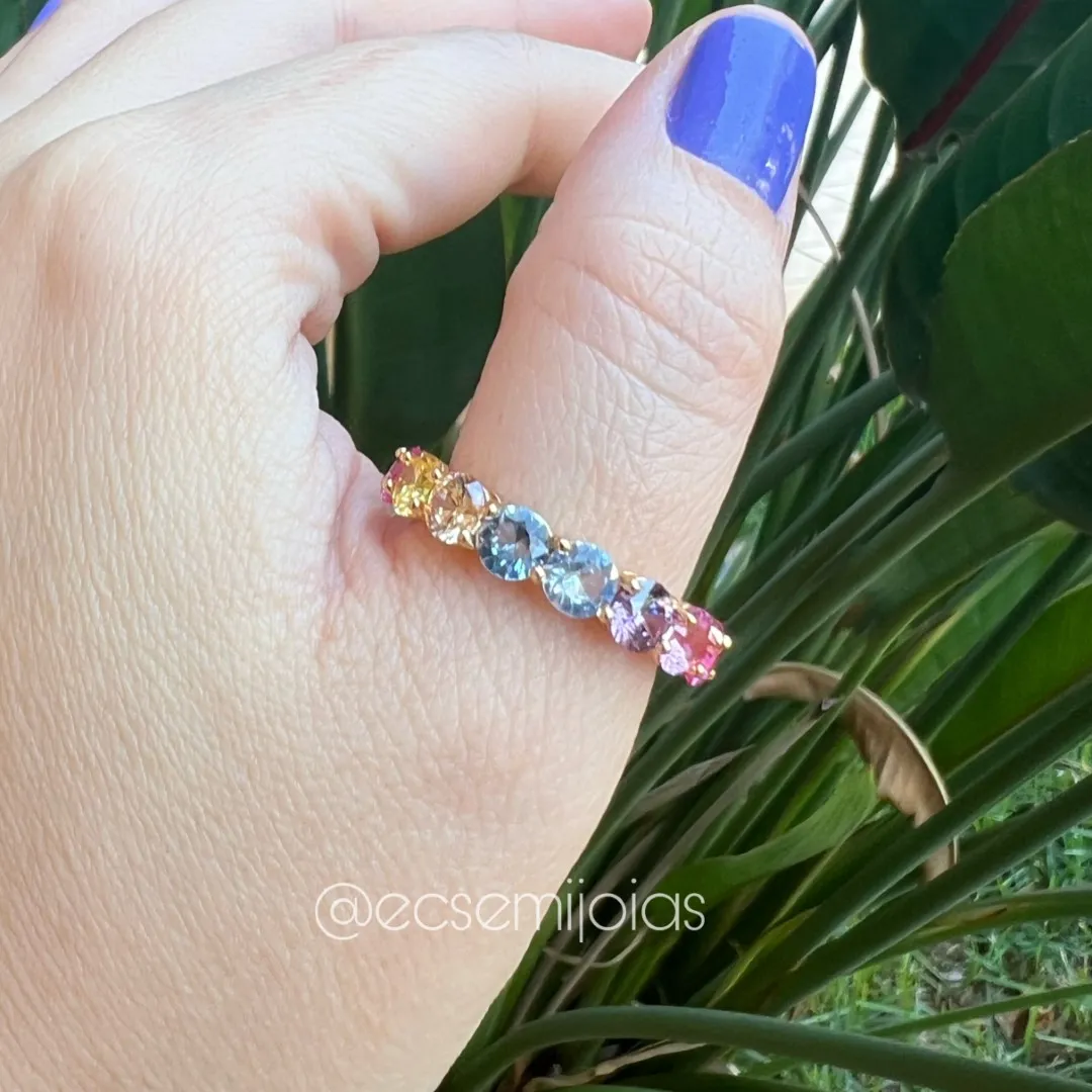 Anel 360º com zircônias redondas - banhado a ouro 18k