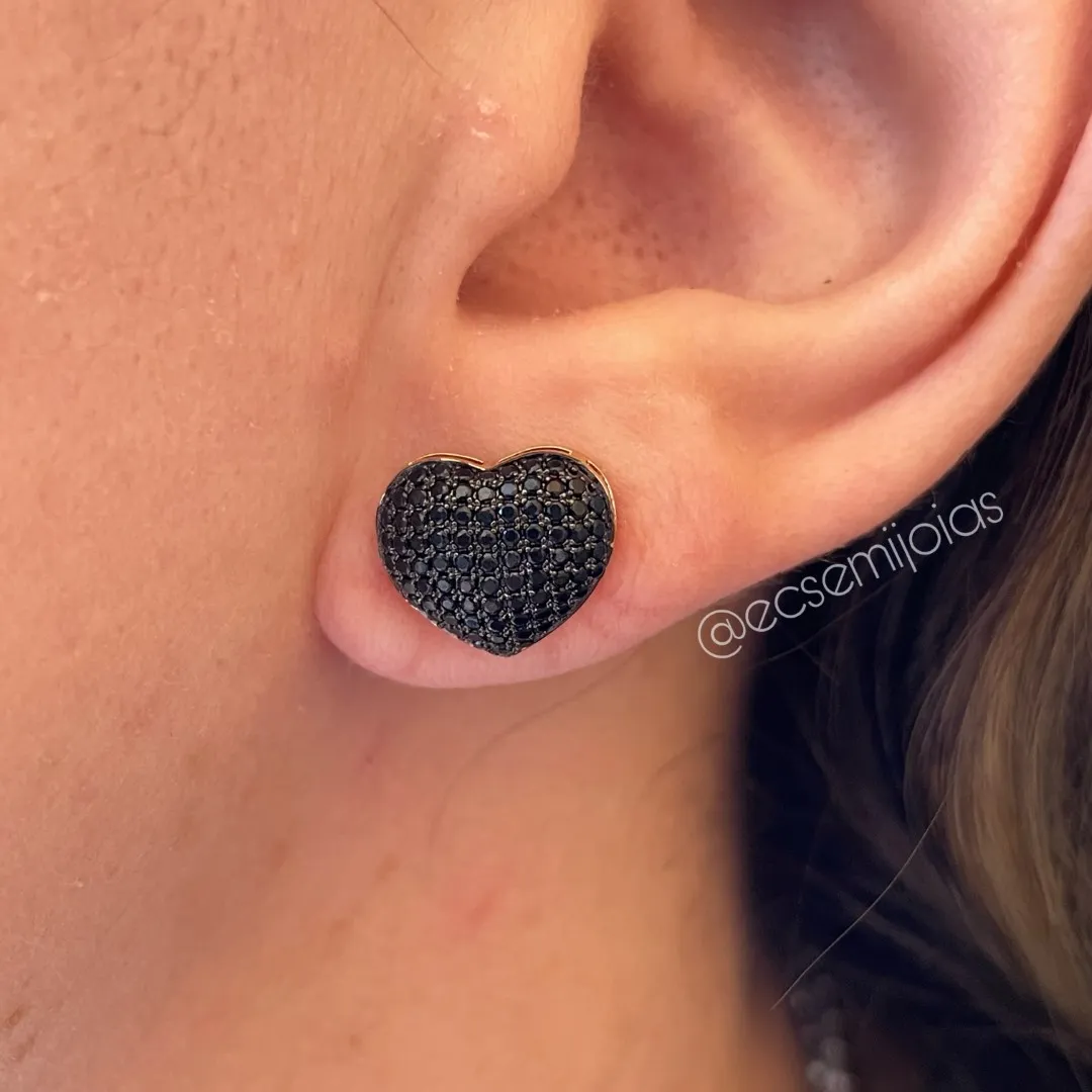Brinco coração cravejado - 12mm - banhado a ouro 18k