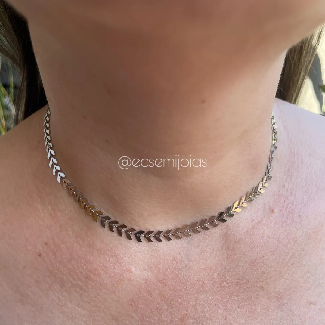 Choker escama de peixe liso - 35cm + extensor - banhado a ródio branco