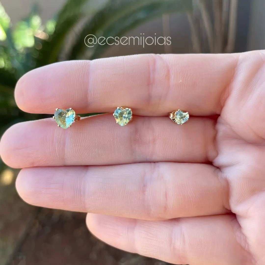 Brinco (P) de zircônia de coração para formar trio - 4mm - banhado a ouro 18k