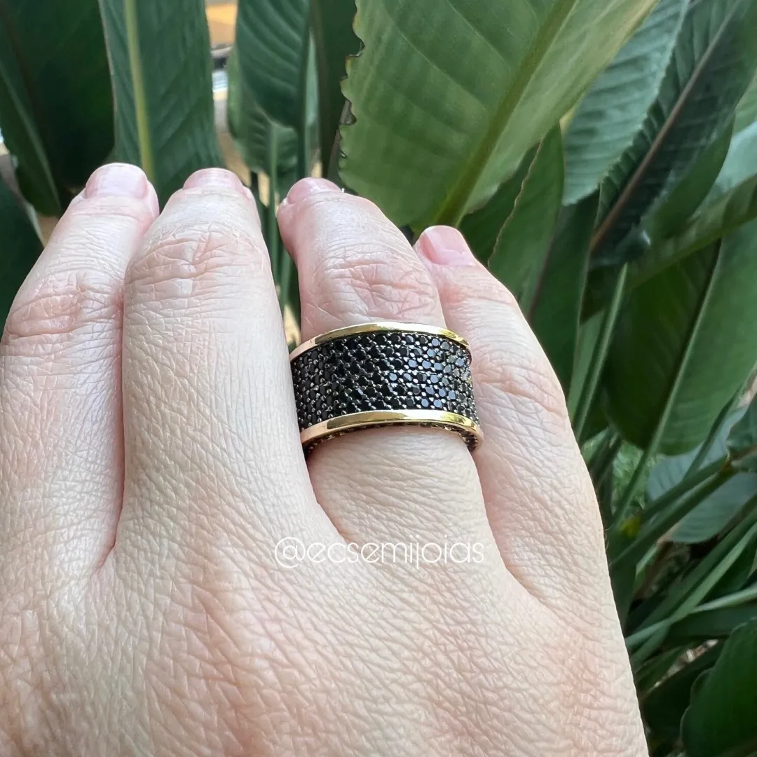 Anel cilindro grosso cravejado 360 graus - banhado a ouro 18k