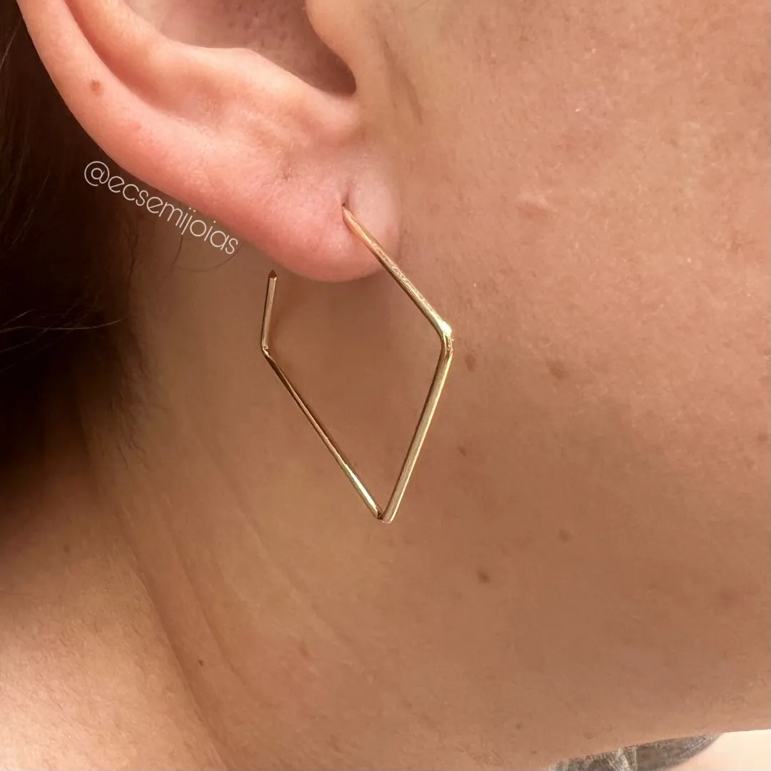 Argola quadrada lisa - 3cm - banhado a ouro 18k