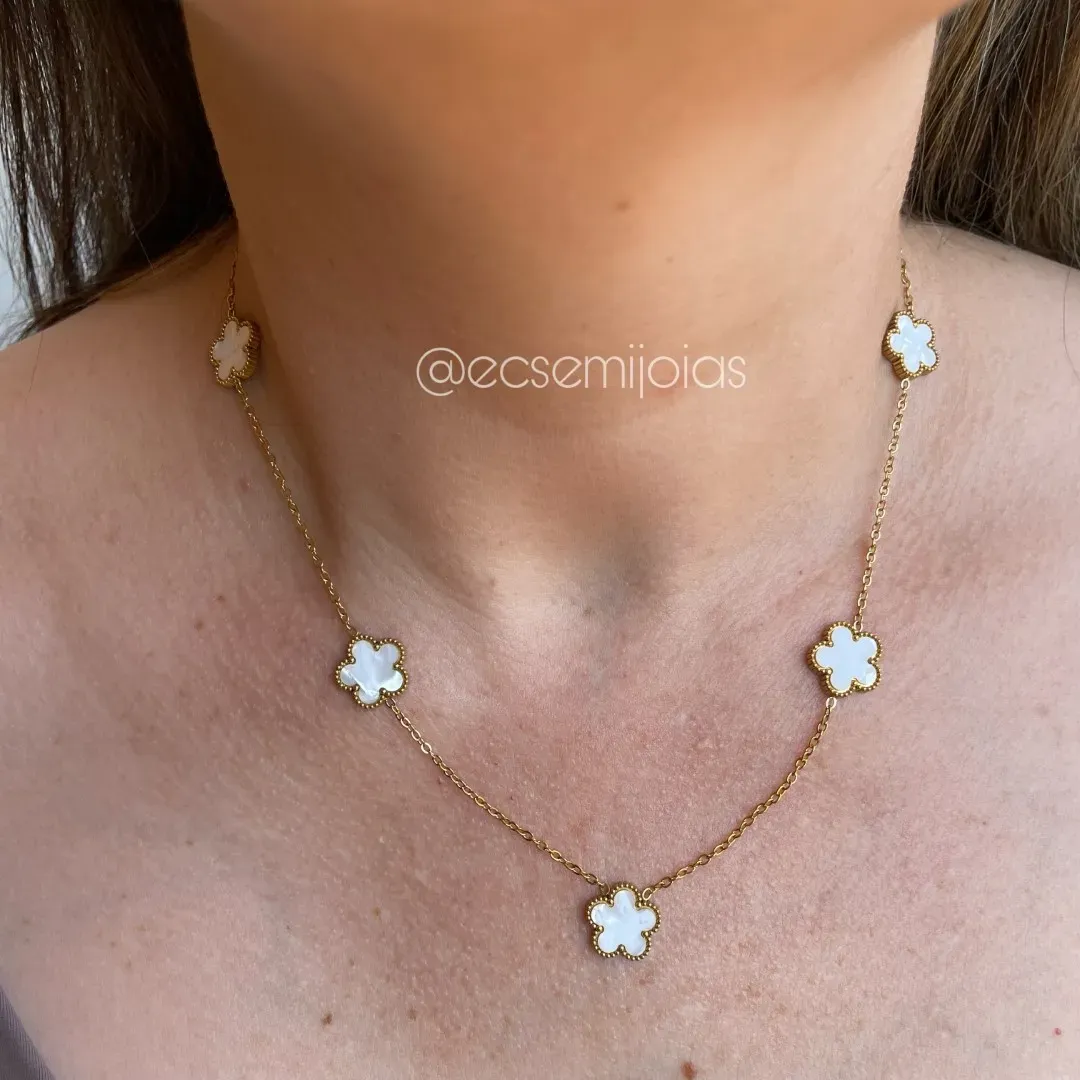 Colar flor com 5 pétalas - 45cm + extensor - aço dourado