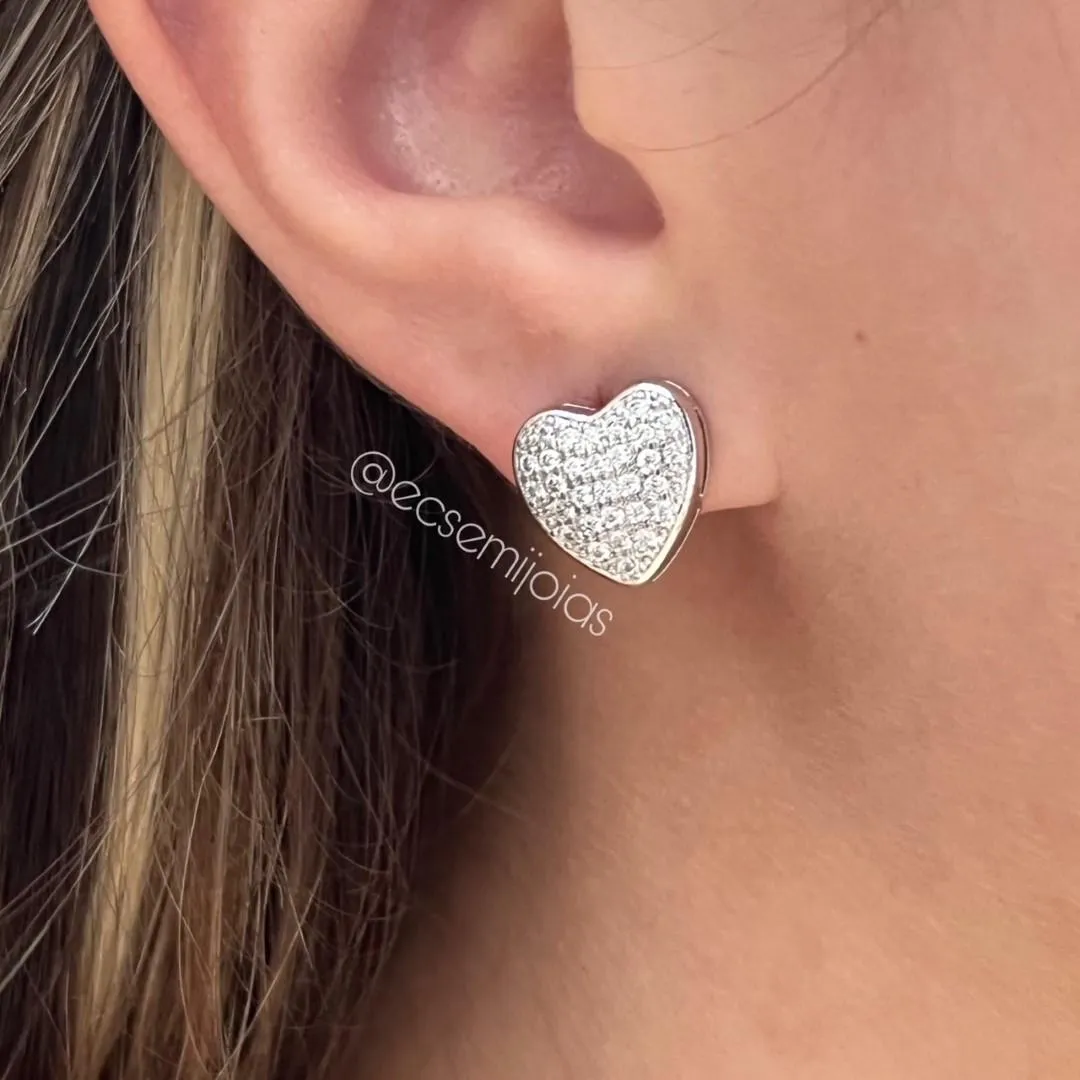 Conjunto de brinco e colar de coração cravejado - banhado a ródio branco