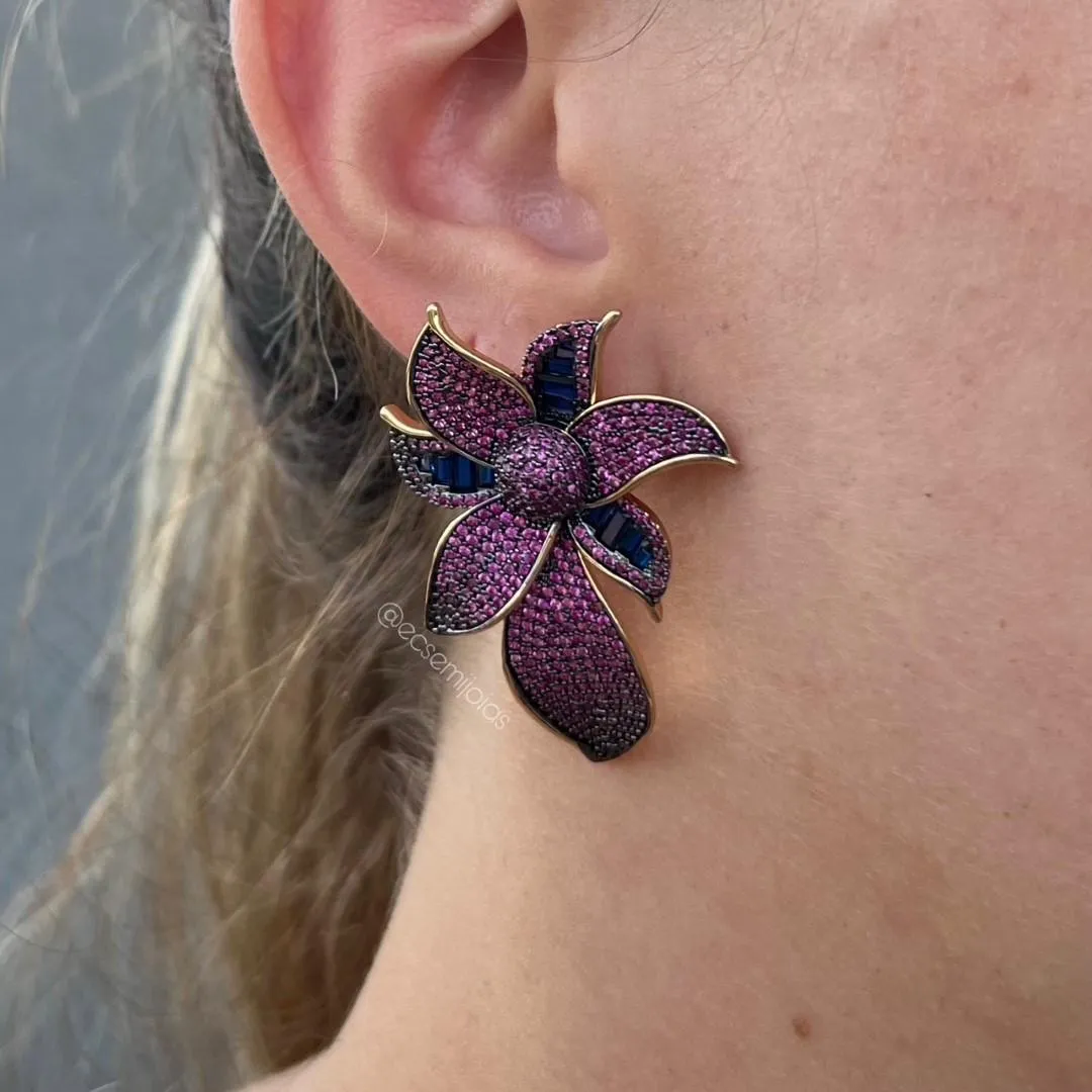 Conjunto de anel e brinco de flor cravejada - banhado a ouro 18k