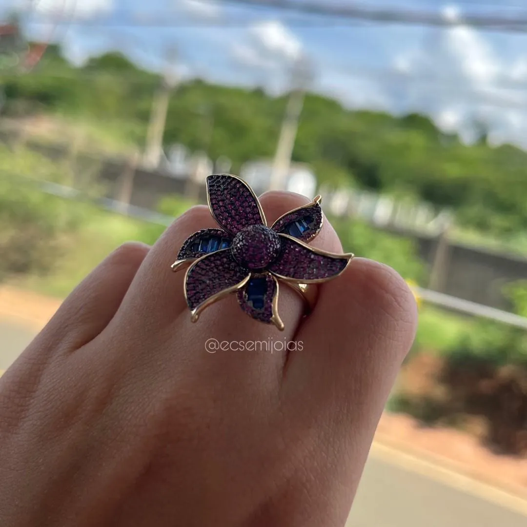 Conjunto de anel e brinco de flor cravejada - banhado a ouro 18k