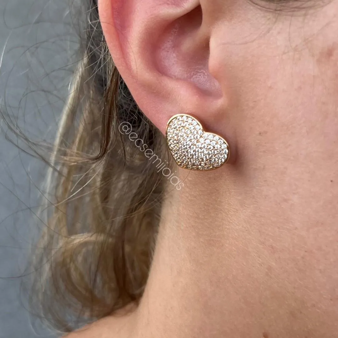 Conjunto de anel e brinco de coração cravejado  - banhado a ouro 18k