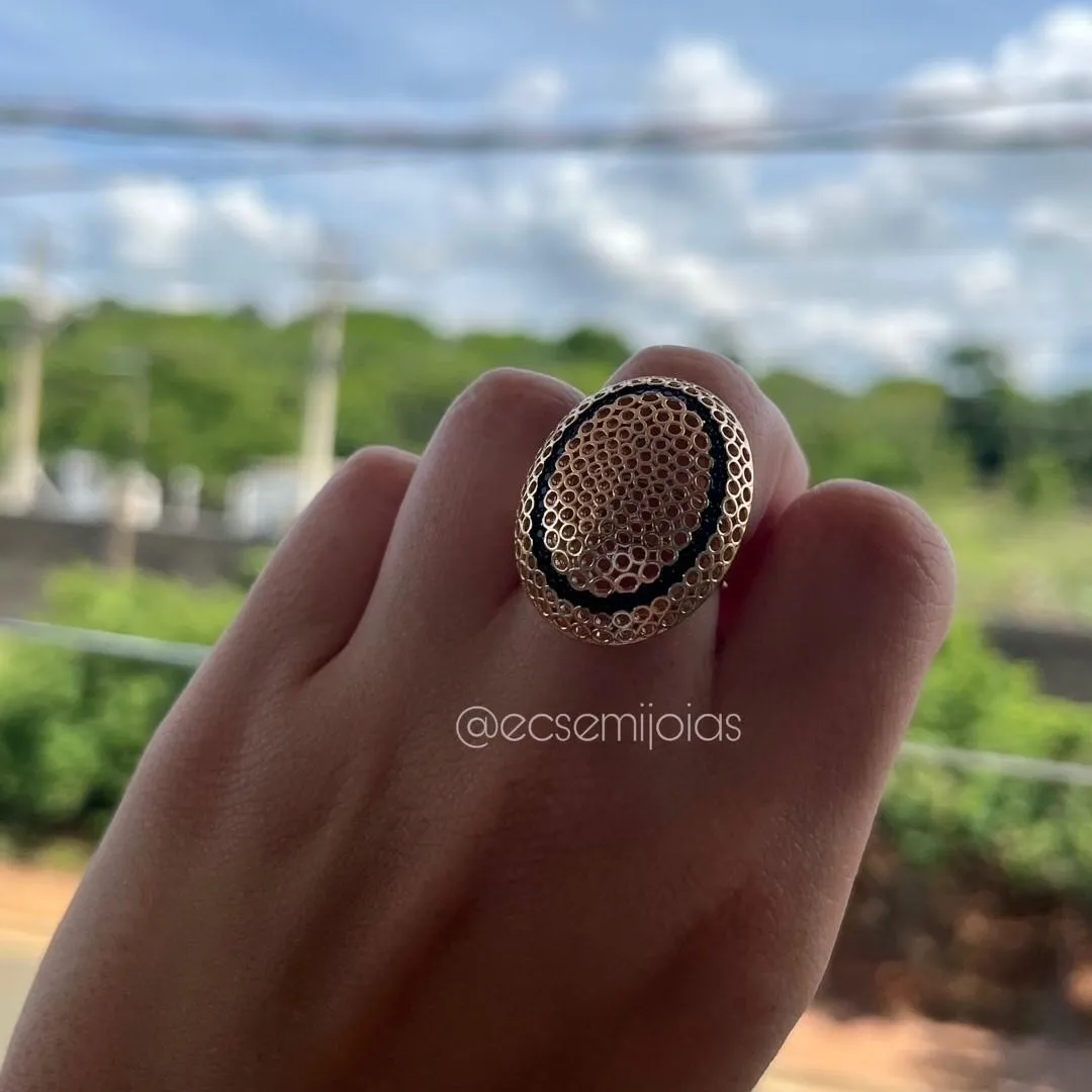 Conjunto de anel e brinco de gota G com 1 fileira cravejada e aro todo vazado - banhado a ouro 18k