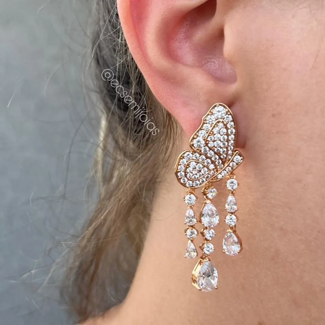 Conjunto de anel e brinco de borboleta cravejada com ranja com zircônias  - banhado a ouro 18k