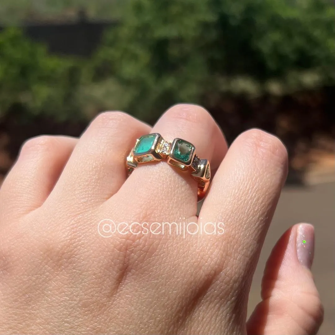 Anel com zircônia quadrada, retangular e triângulo - banhado a ouro 18k