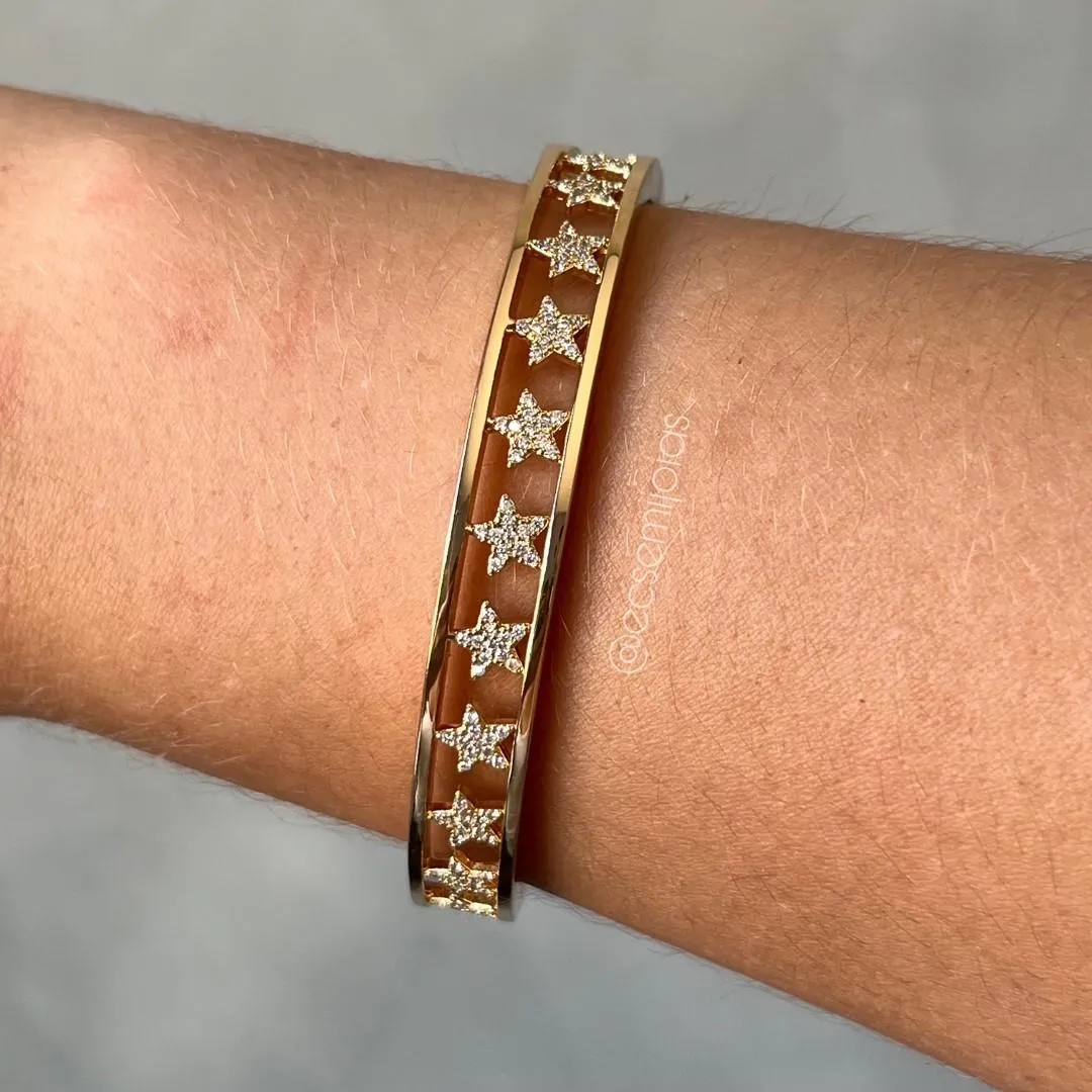 Bracelete com várias estrelas cravejadas todo vazado - banhado a ouro 18k