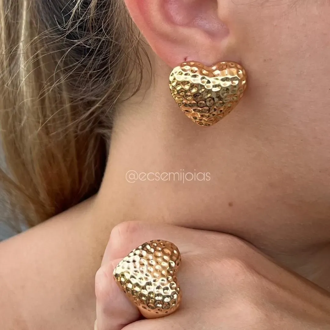 Conjunto de anel e brinco coração martelado - banhado a ouro 18k