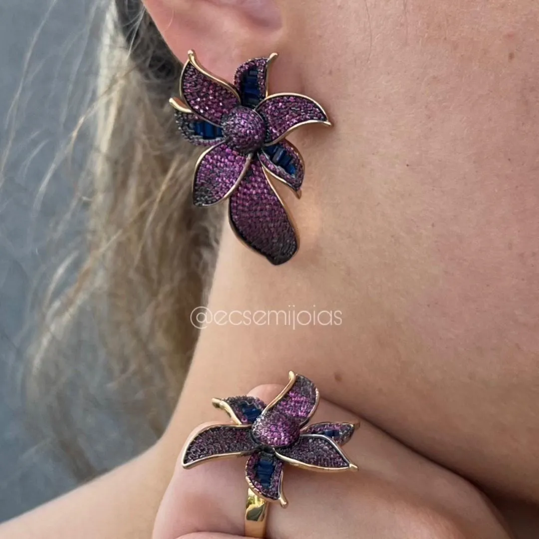 Conjunto de anel e brinco de flor cravejada - banhado a ouro 18k