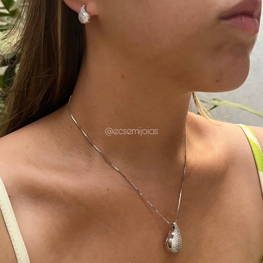 Conjunto de brinco e colar de gota cravejada - banhado a ródio branco