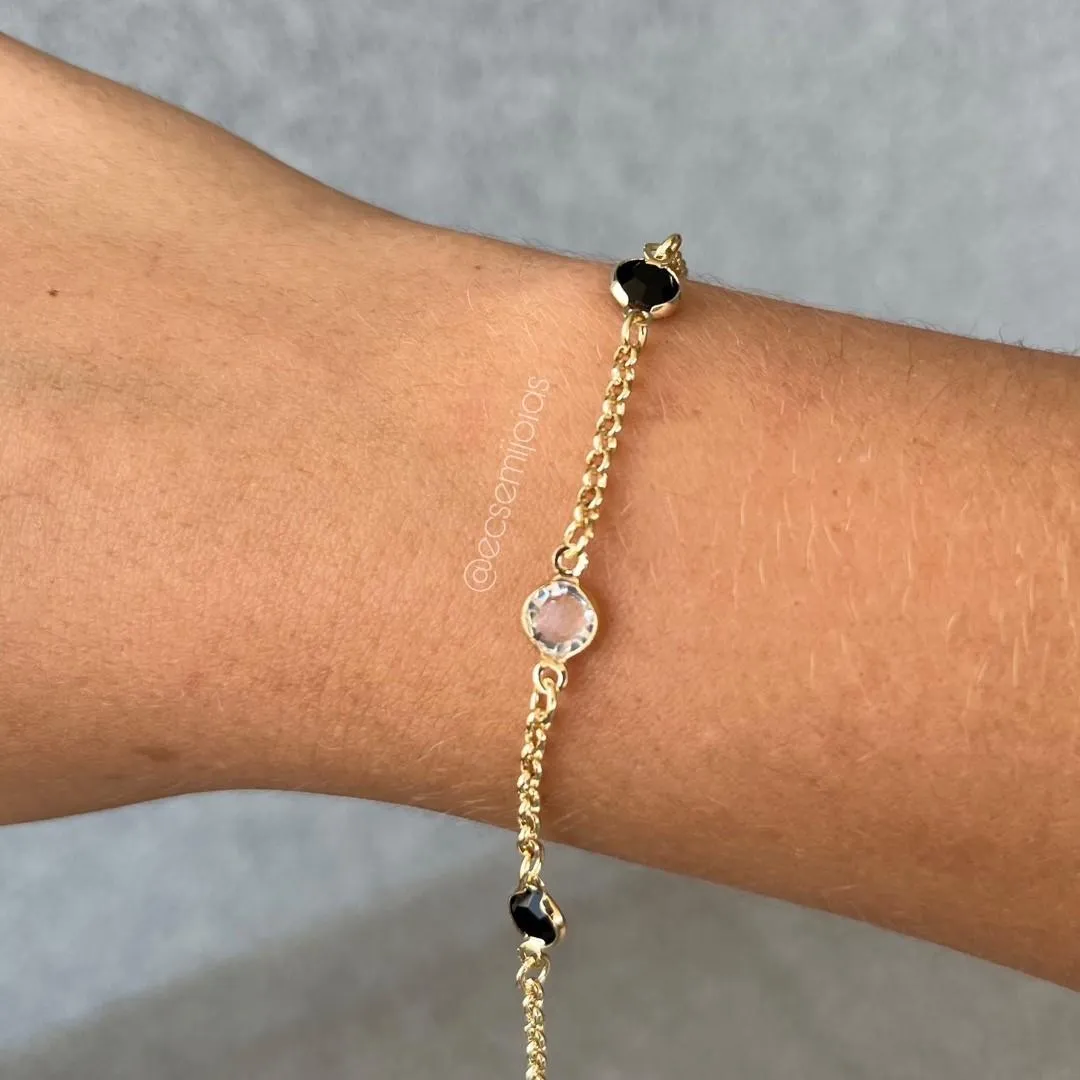 Pulseira de elo português 1,5mm com 5 cristais - 16cm + extensor - banhado a ouro 18k