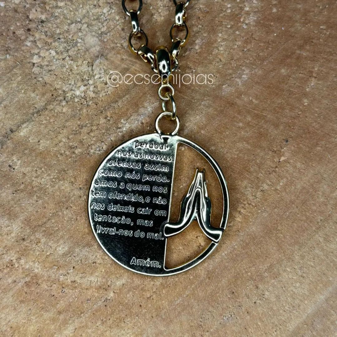 Colar elo português 4mm com pingente do PAI NOSSO com mãos em oração - 47cm - banhado a ouro 18k