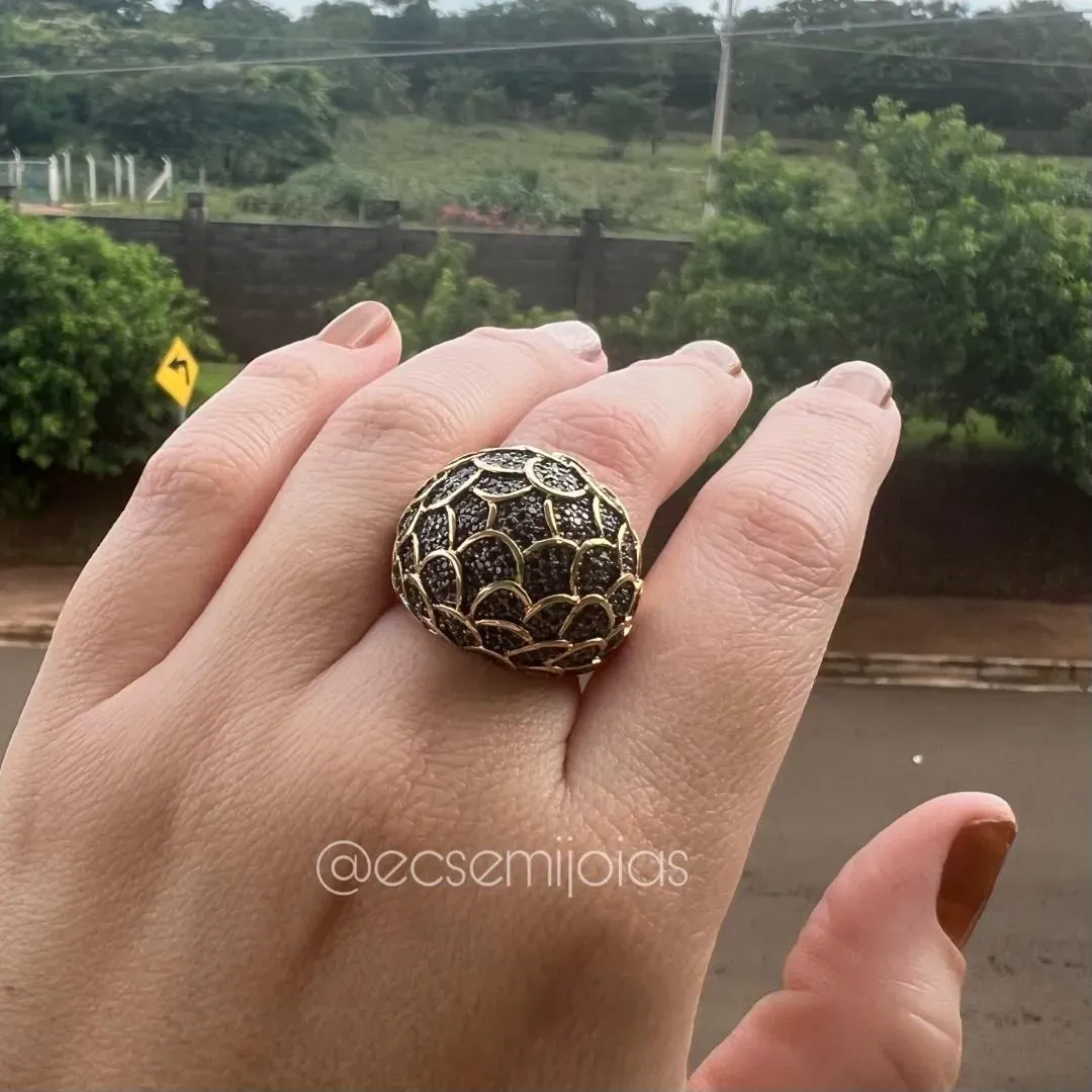 Anel com escamas cravejadas - banhado a ouro 18k