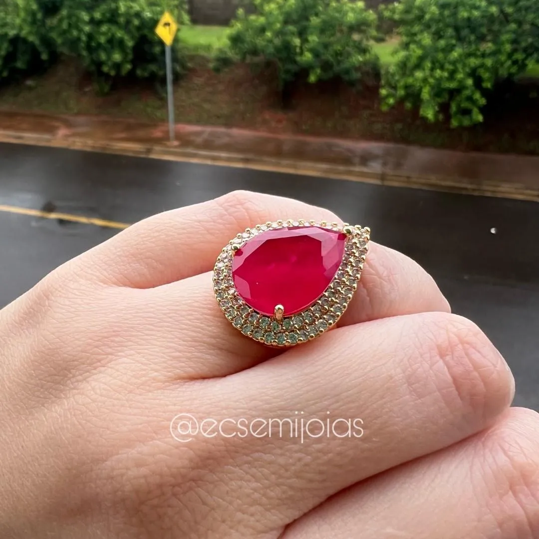 Anel com pedra gota fusion cravejado nas bordas - banhado a ouro 18k