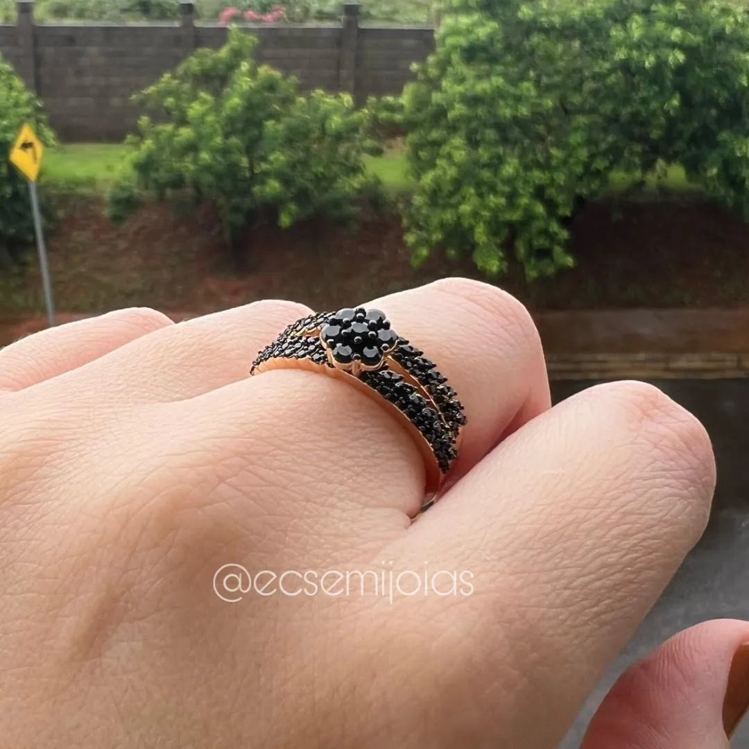 Anel duplo com chuveiro cravejado e aro cravejado - banhado a ouro 18k