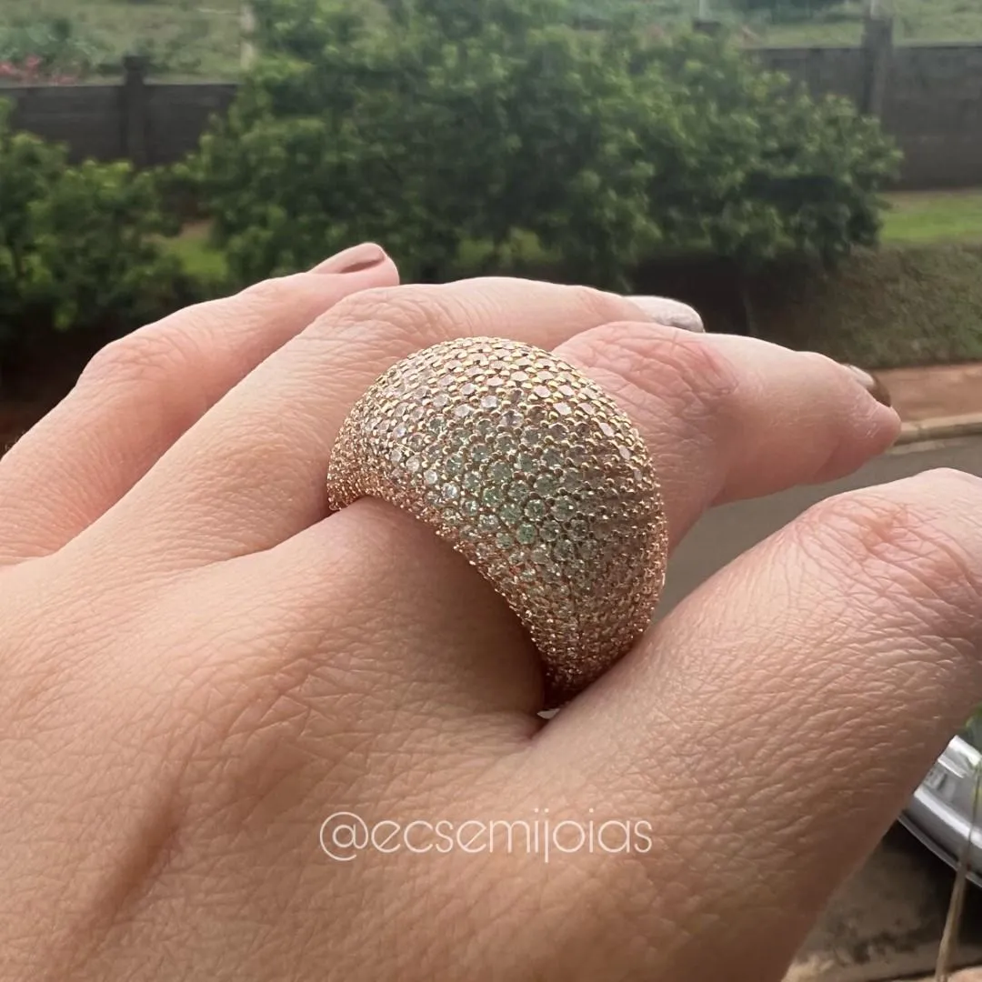 Anel oval grande 100% cravejado - banhado a ouro 18k