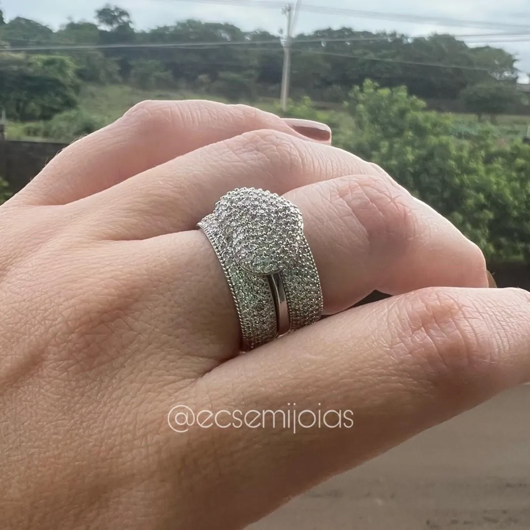 Anel triplo com coração cravejado e 2 aparadores 100% cravejados - banhado a ródio branco