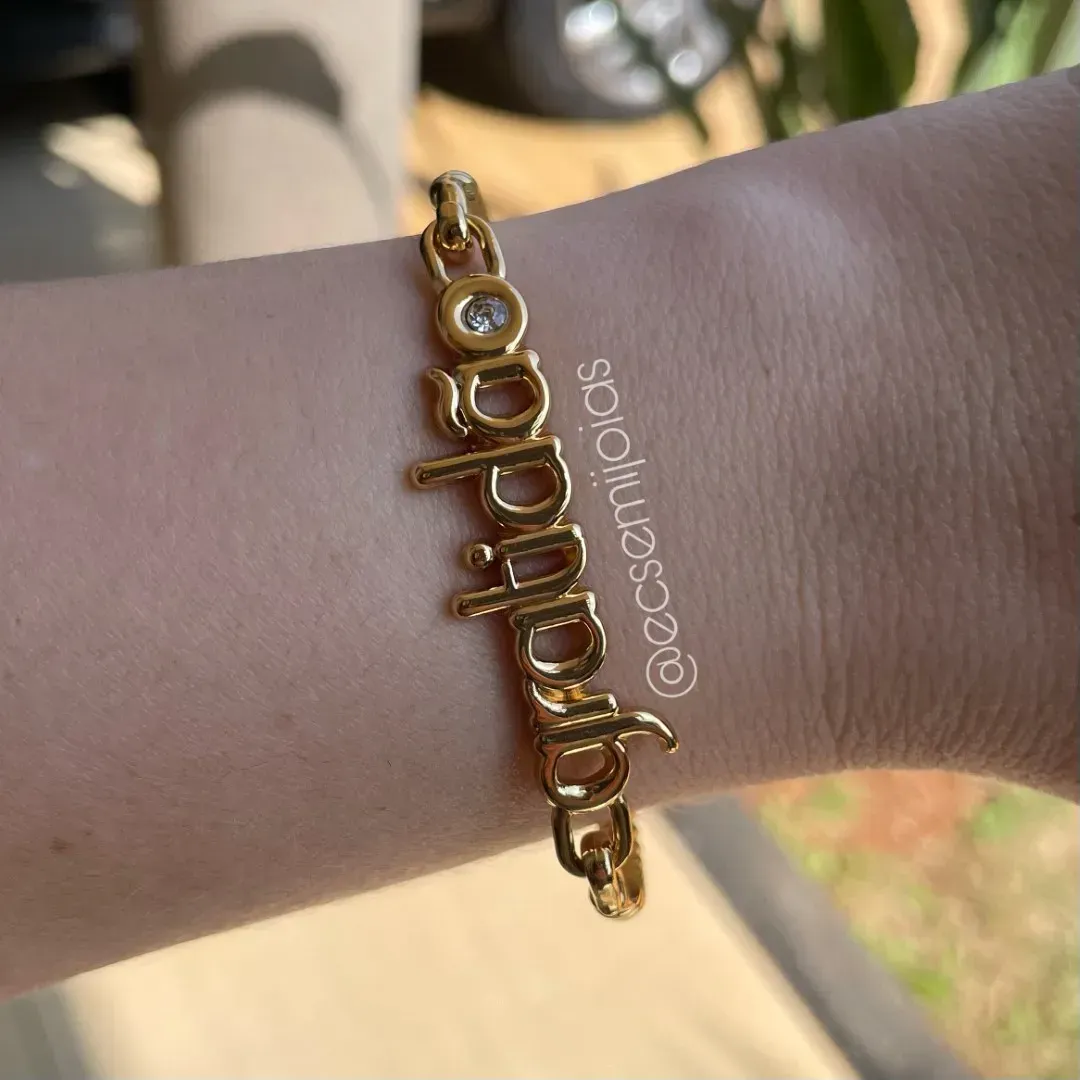 Bracelete gratidão com 1 zircônia - banhado a ouro 18k