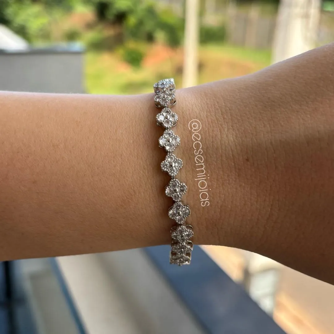 Pulseira com 100% de florzinhas cravejadas - 18cm - banhado a ródio branco