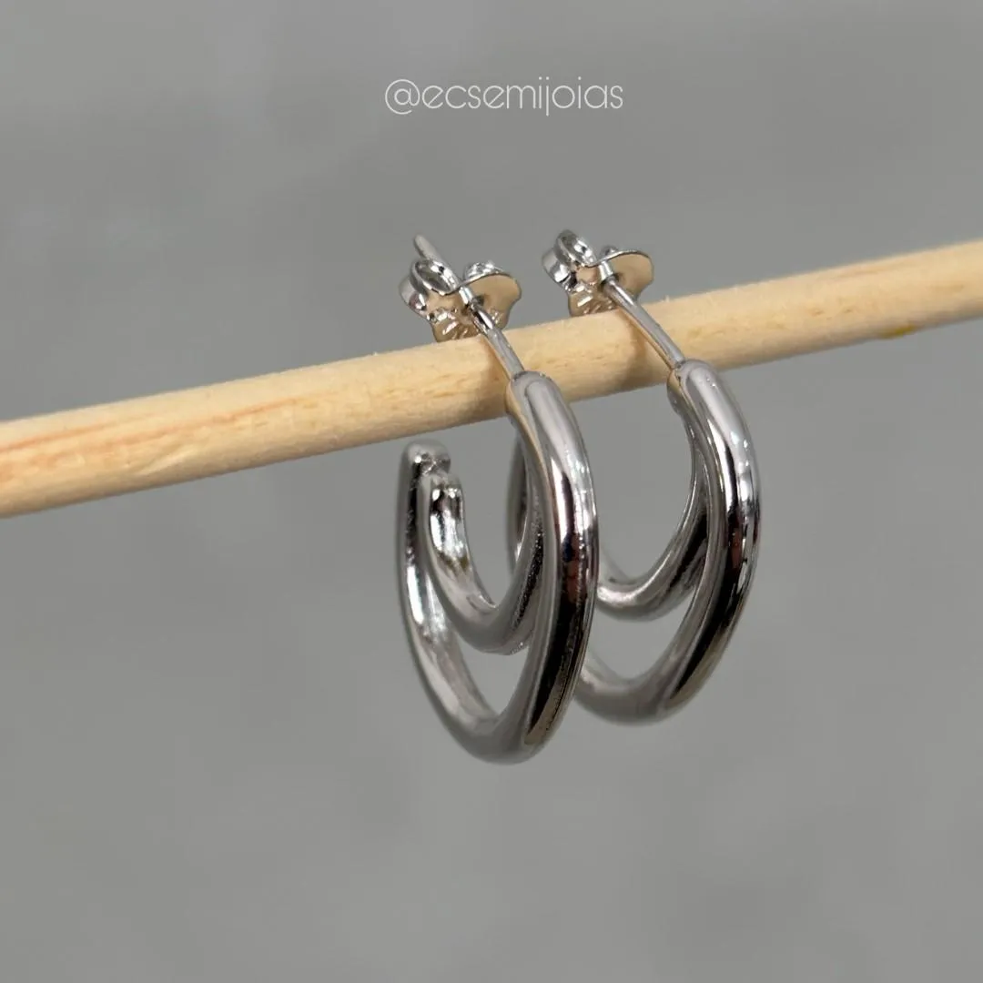 Argola oval tubolar com 2 tamanhos - 3x22mm - banhado a ródio branco