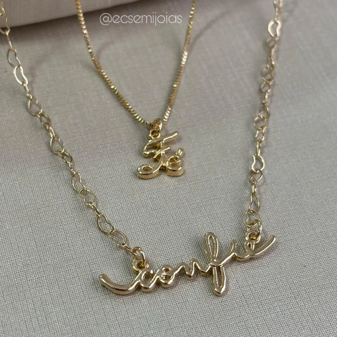 Colar de 2 andares de veneziana e elos de coraões vazados com escrito FÉ e CONFIE - 40cm + extensor - banhado a ouro 18k