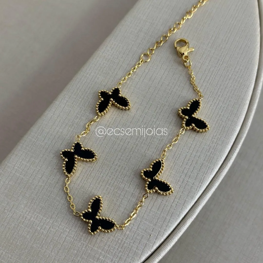 Pulseira com 5 borboletas resinadas - 13mm - 16,5cm + extensor - aço dourado