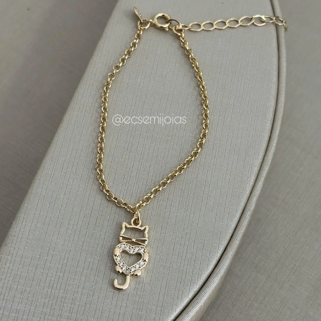 Pulseira de elo português fino com pingente de gato cravejado - 15cm + extensor - banhado a ouro 18k