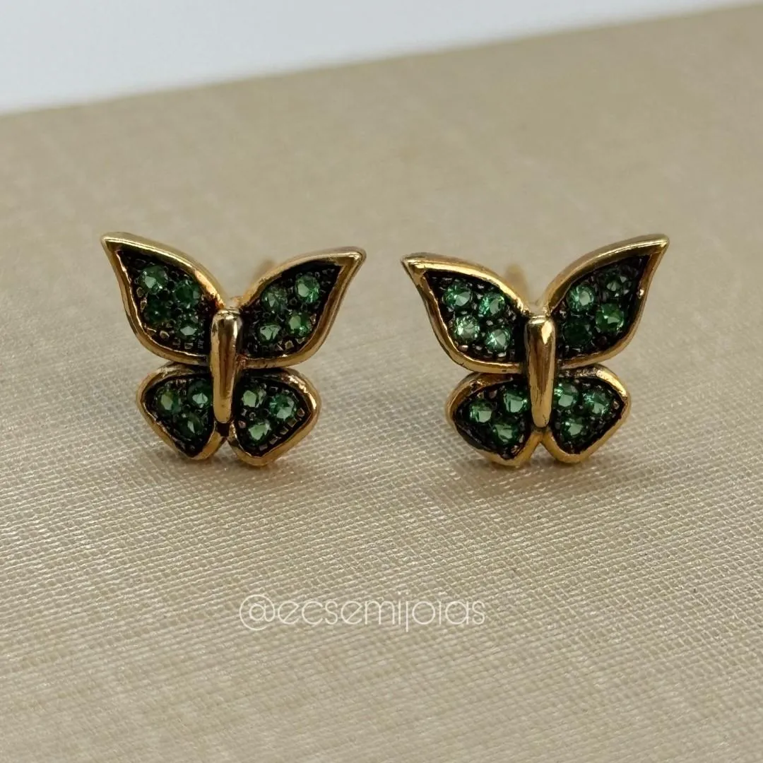 Brinco de borboleta cravejada - 8x10mm - banhado a ouro 18k