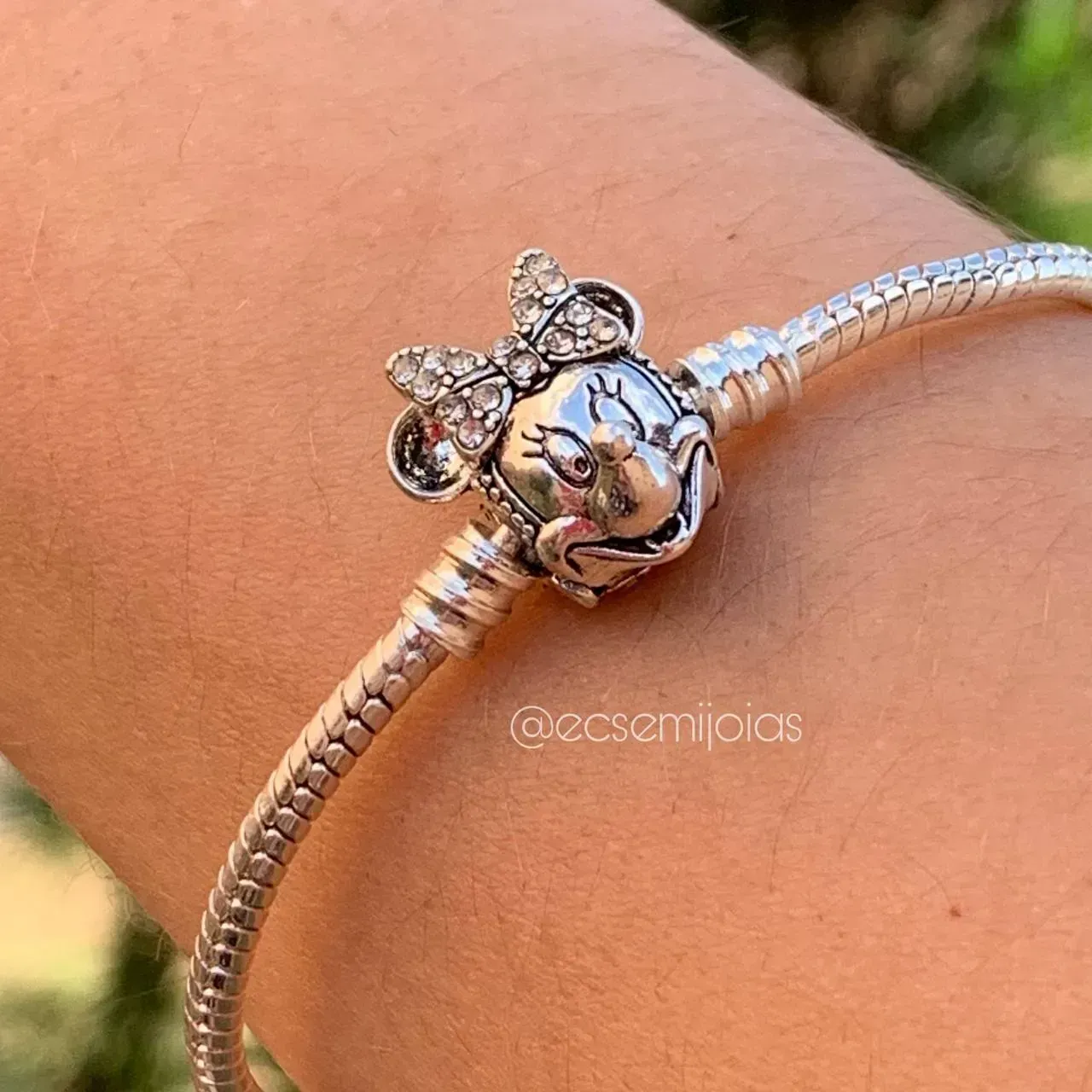 Pulseira para berloques com fecho Minnie cravejada - banhado a ródio branco
