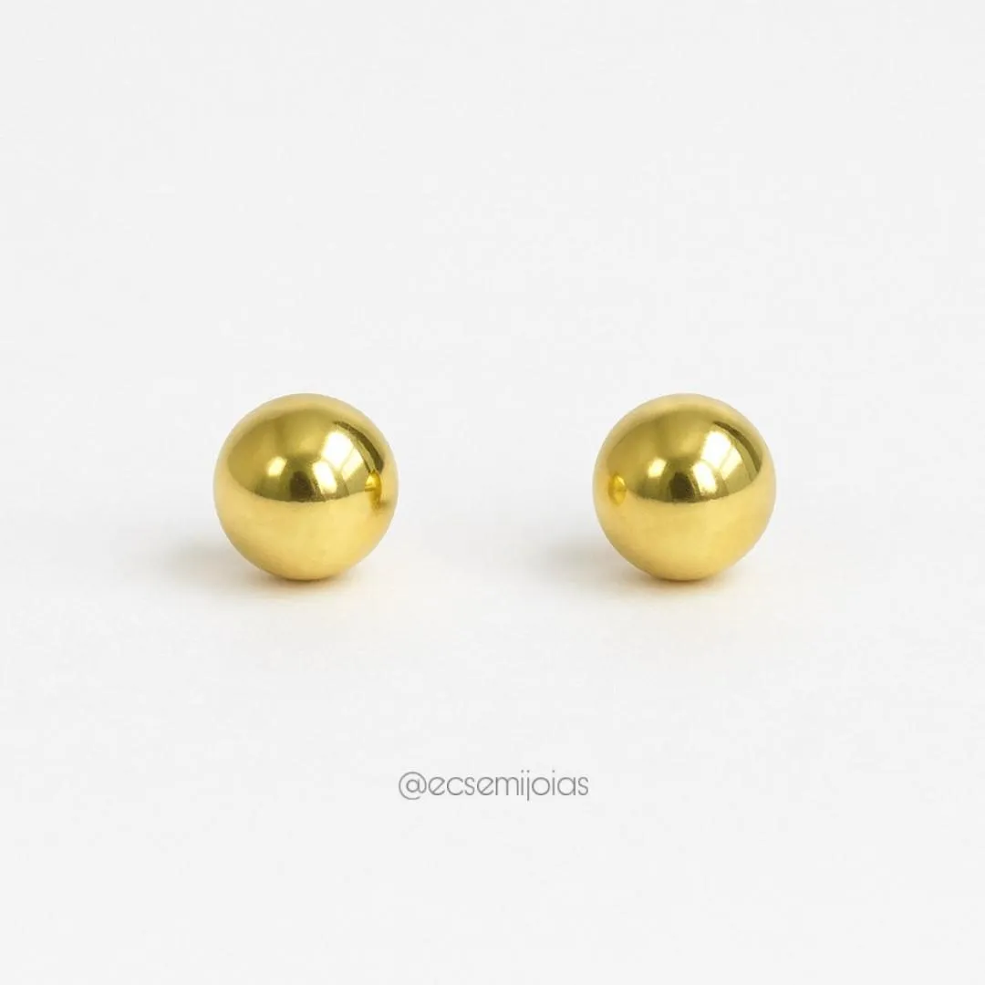 Brinco bola 4mm lisa - banhado a ouro 18k