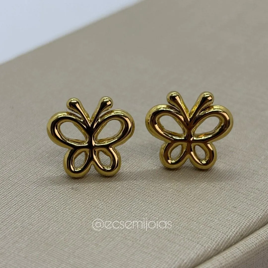 Brinco de borboleta lisa vazada - 12mm - aço dourado
