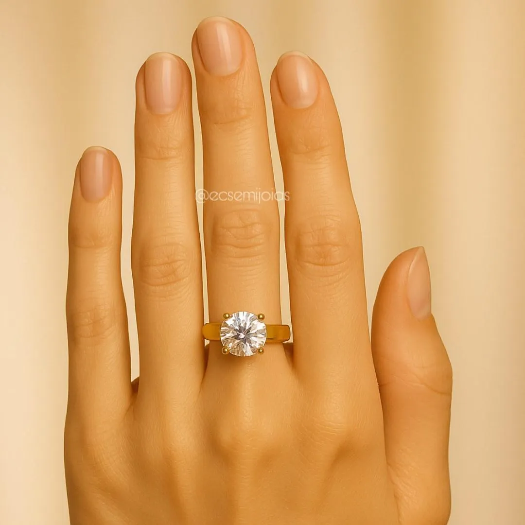 Anel solitário 7mm com 6 garras e aro liso - aço inoxidável dourado