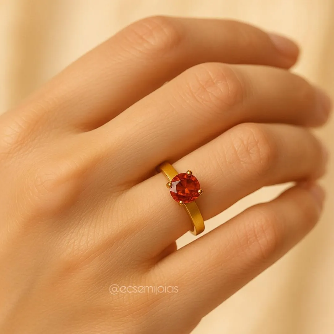 Anel solitário 5mm com 6 garras e aro liso - aço inoxidável dourado
