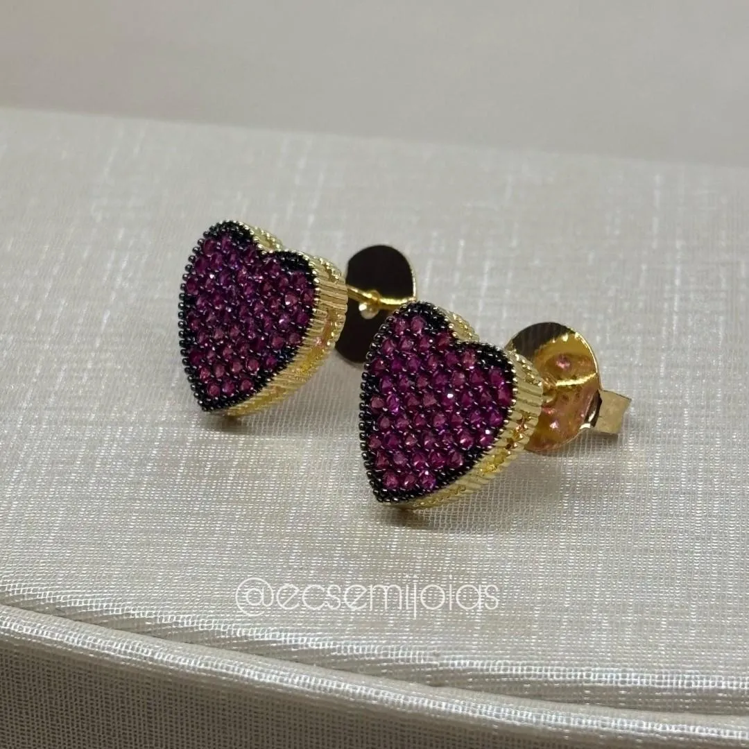 Brinco de coração 12mm cravejado - banhado a ouro 18k