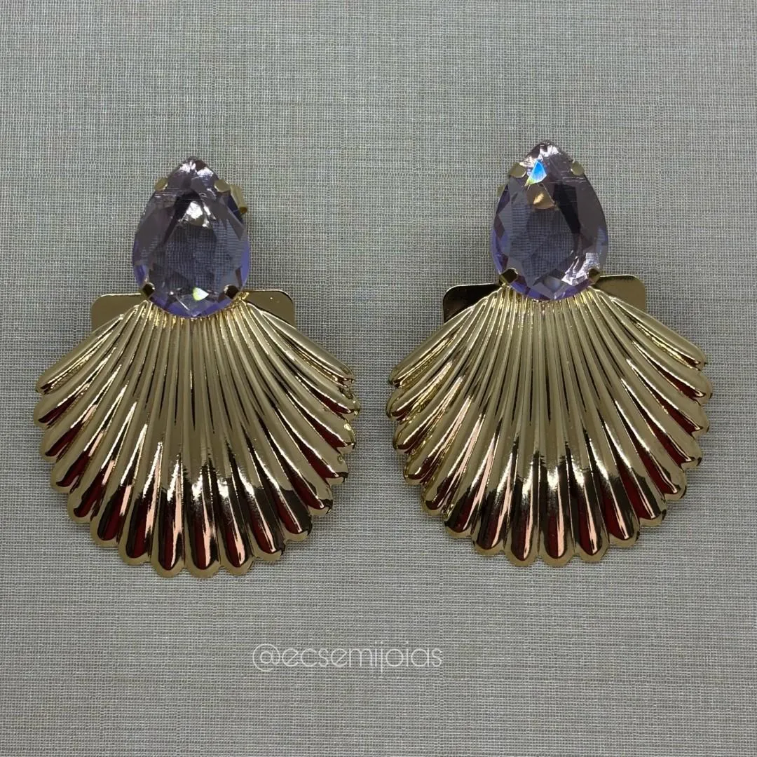 Brinco com gota cristal e concha grande - banhado a ouro 18k