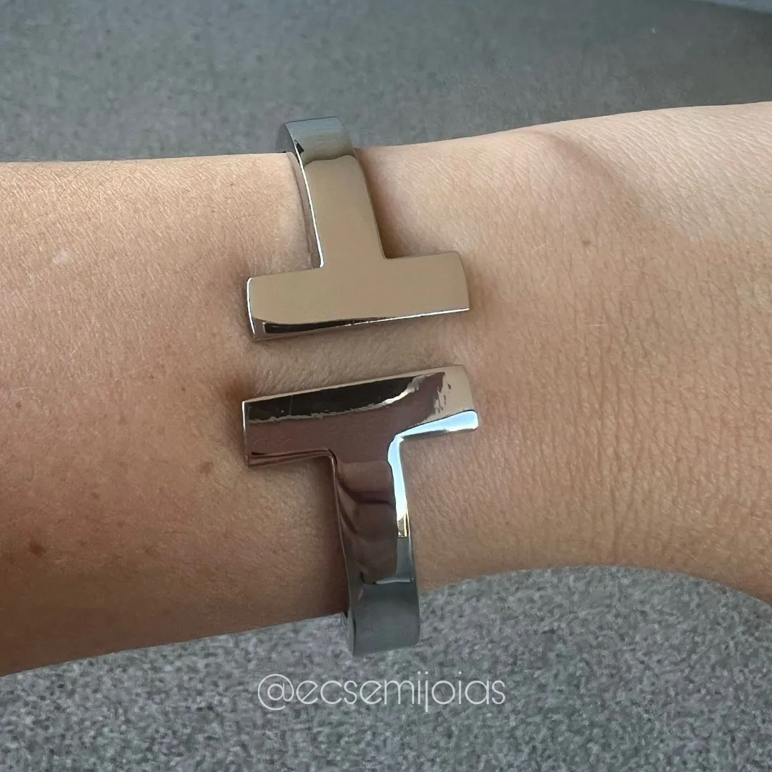 Bracelete de T liso - 8mm espessura - banhado a ródio branco
